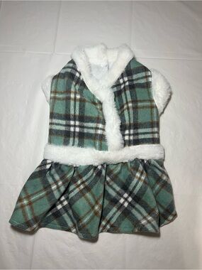 NWT Yikeyo Plaid Dog Sweater Size: M